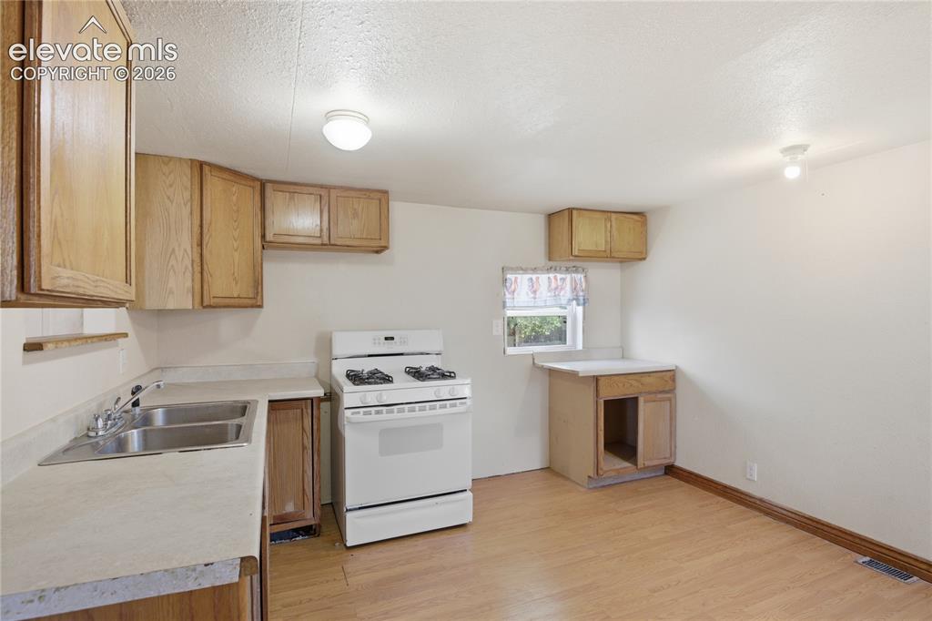 639 Wisconsin Avenue Limon CO 80828
