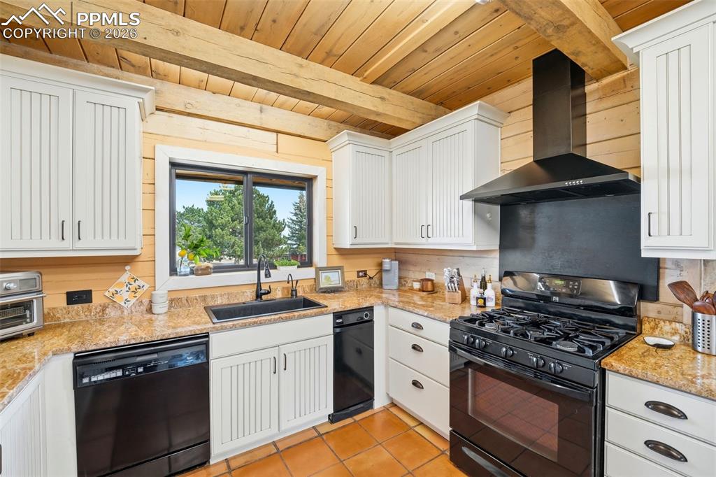 5315 Best Road Larkspur CO 80118