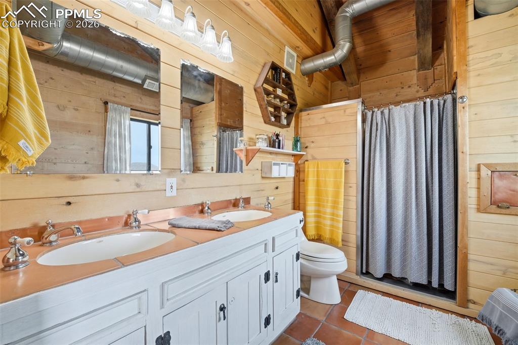 5315 Best Road Larkspur CO 80118