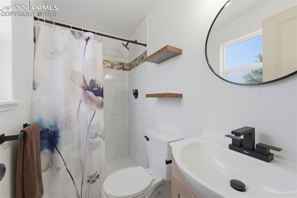1060 Western Drive Colorado Springs CO 80915