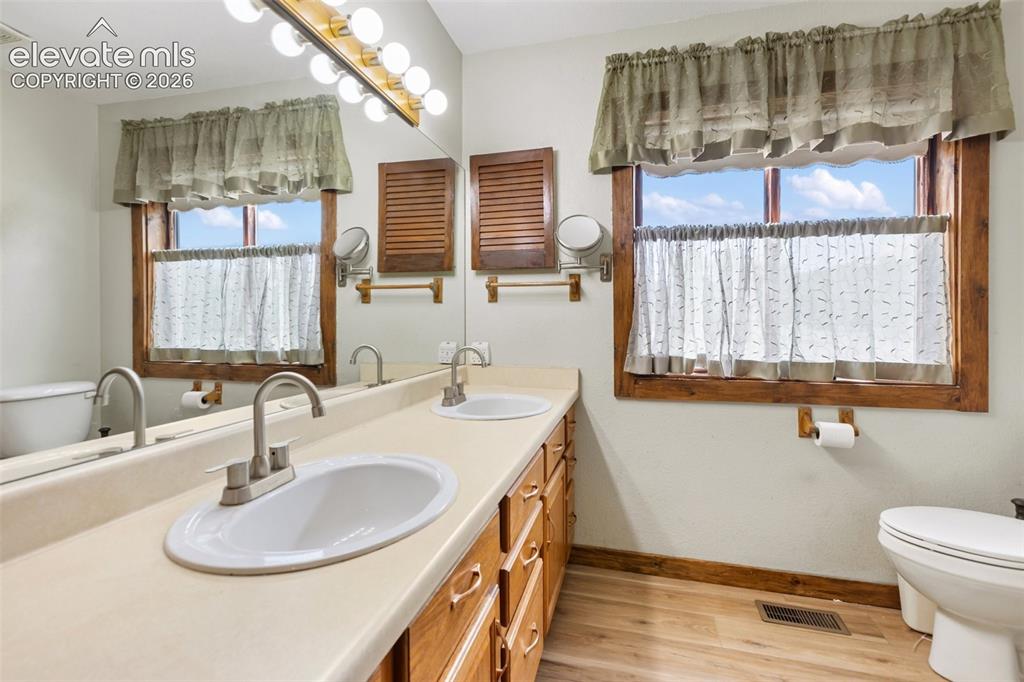 251 Surrey Lane Florissant CO 80816