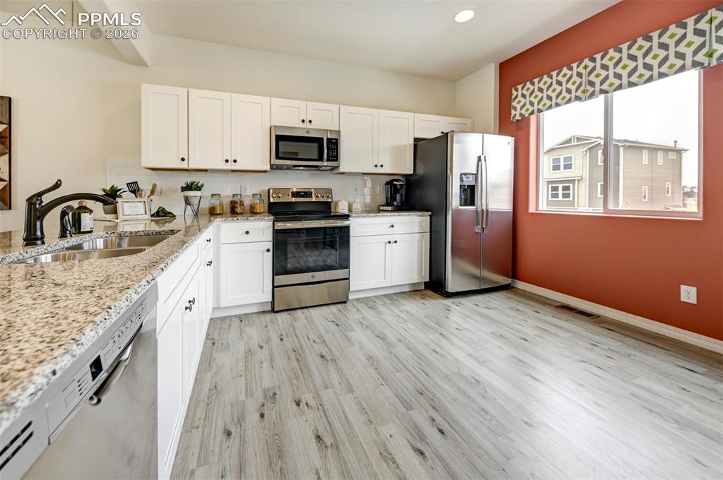 4512 Hawk Haven View Colorado Springs CO 80911
