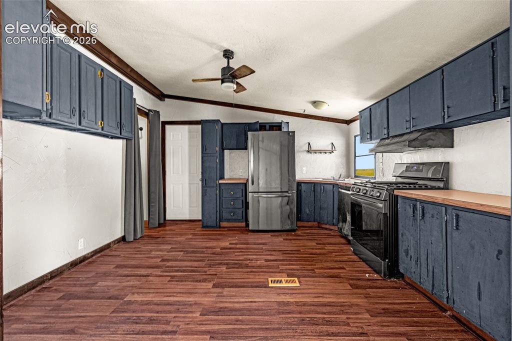4465 S Johnson Road Rush CO 80833