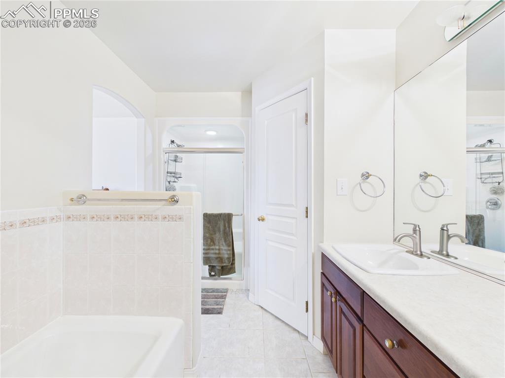 1079 Lynn Drive Pueblo CO 81006