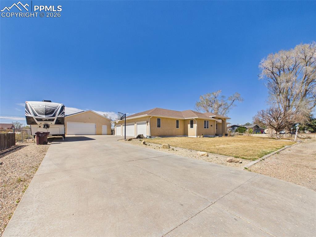 1079 Lynn Drive Pueblo CO 81006