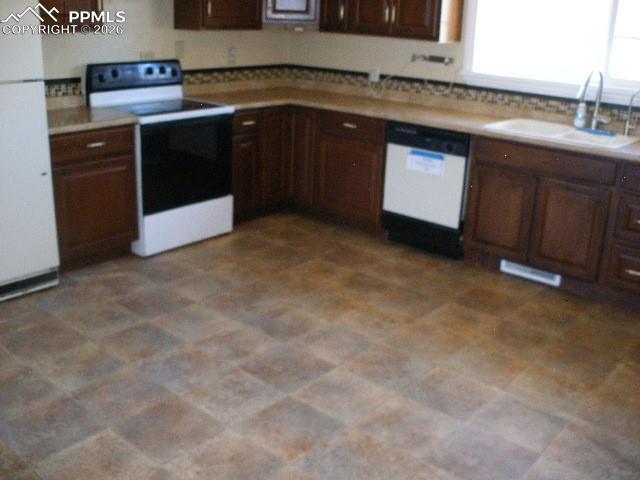 1209 Rosemont Drive Colorado Springs CO 80911