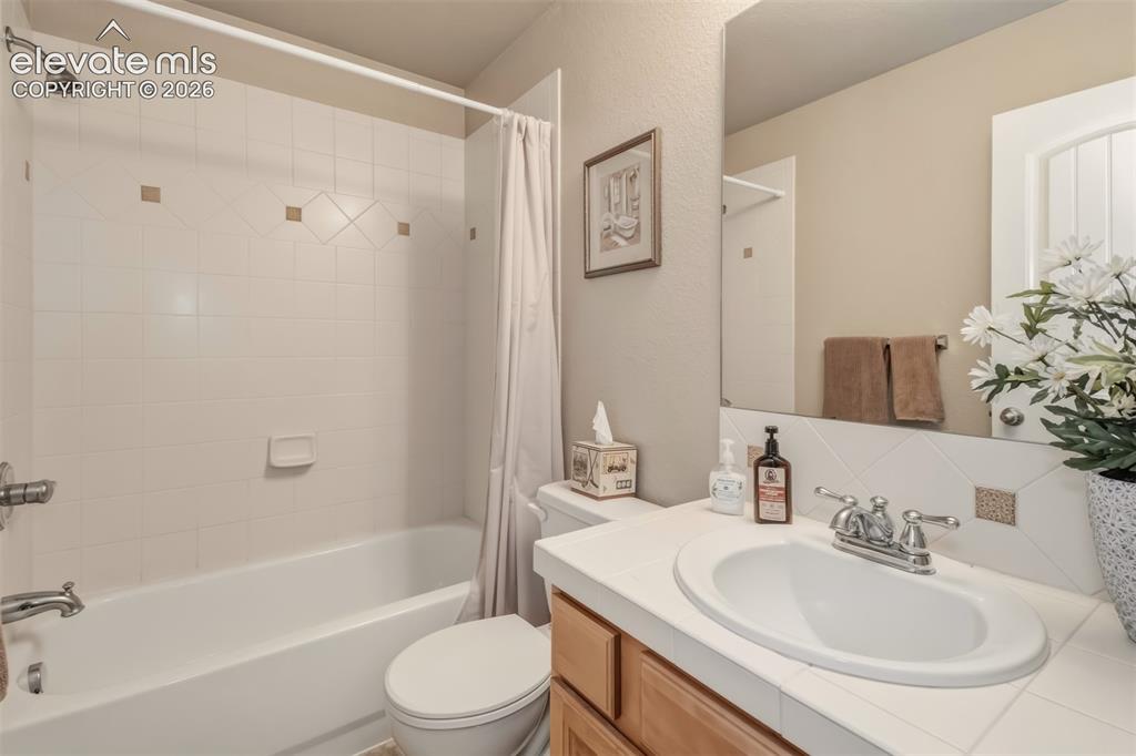 6137 Cumbre Vista Way Colorado Springs CO 80924