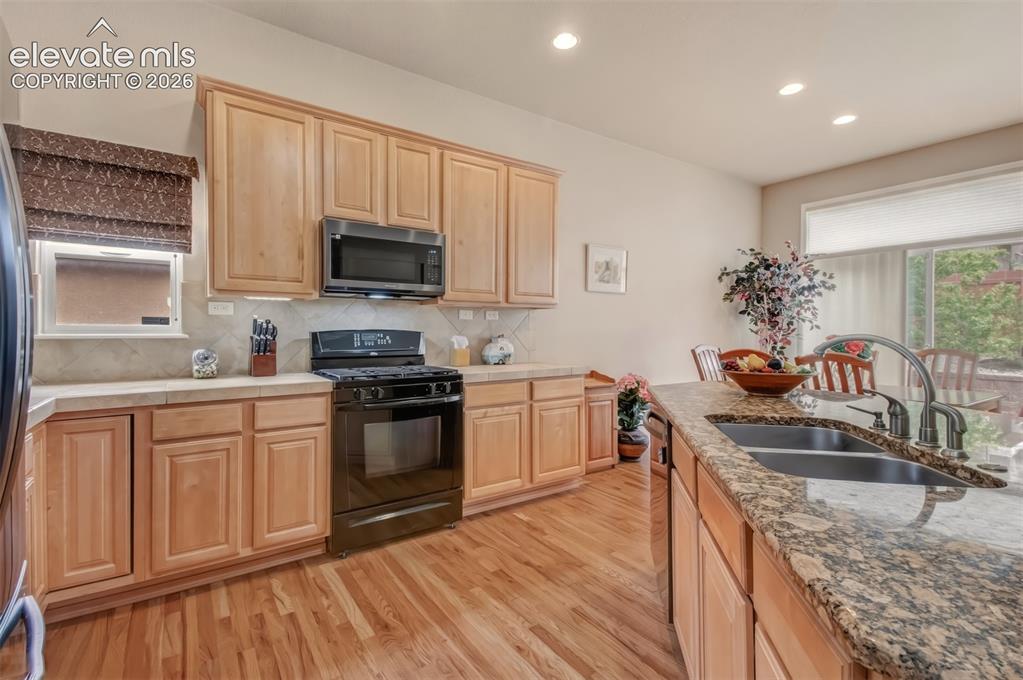 6137 Cumbre Vista Way Colorado Springs CO 80924