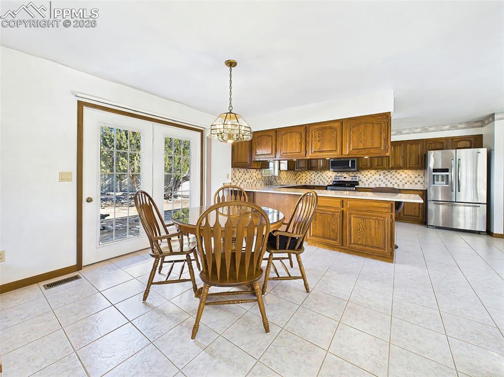611 Q Street Penrose CO 81240