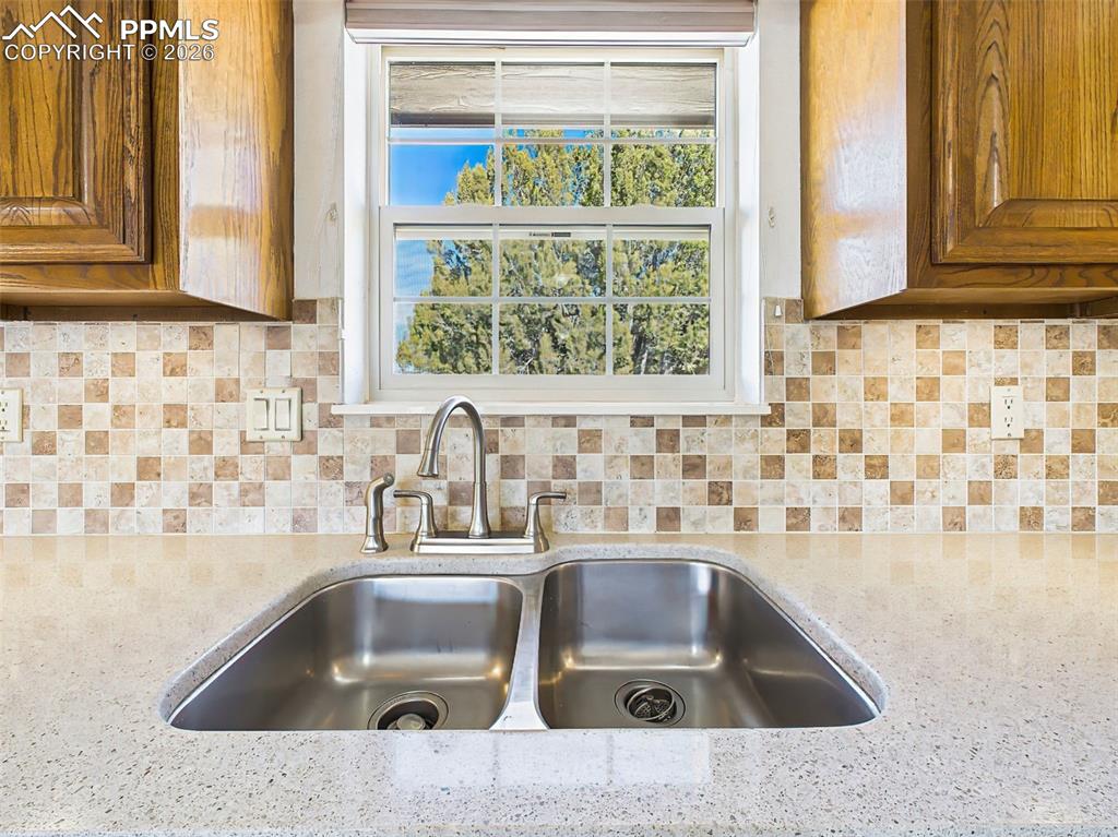 611 Q Street Penrose CO 81240