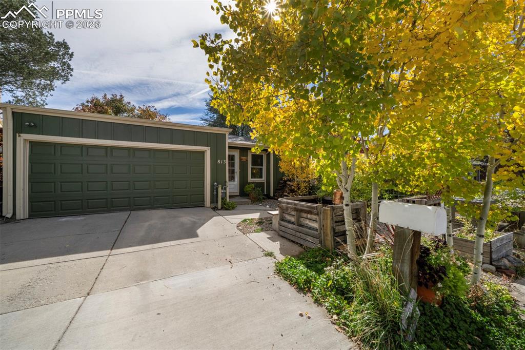 813 San Gabriel Place Colorado Springs CO 80906