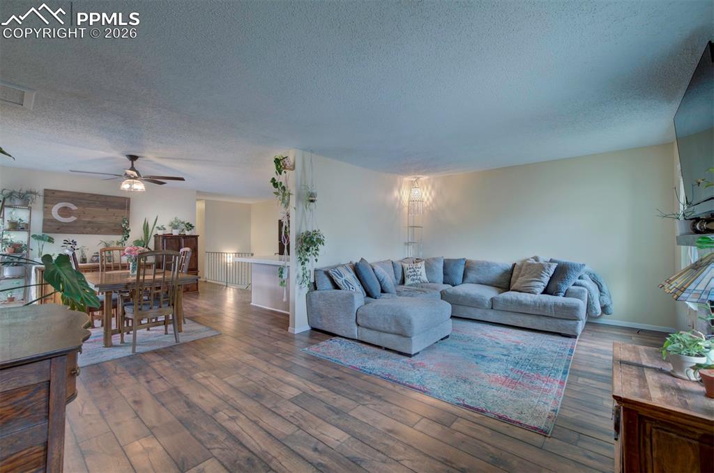 813 San Gabriel Place Colorado Springs CO 80906