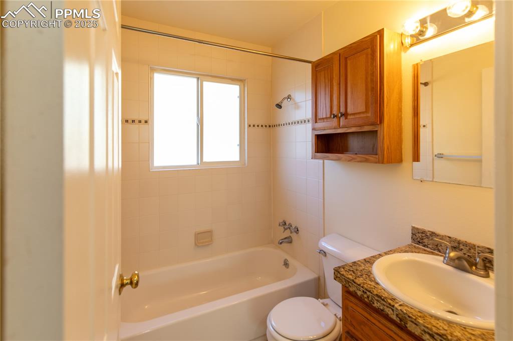 3932 Pearl Drive Colorado Springs CO 80918