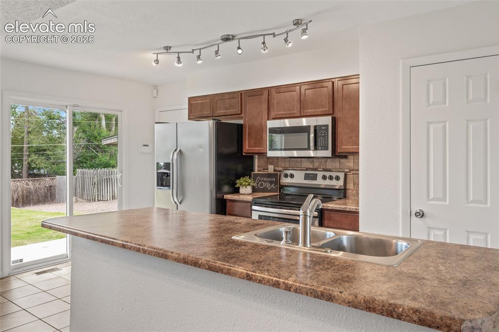 1615 Baylor Drive Colorado Springs CO 80909