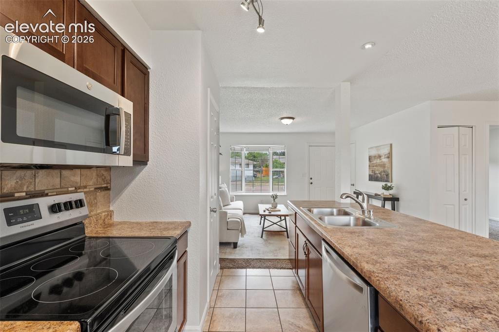 1615 Baylor Drive Colorado Springs CO 80909