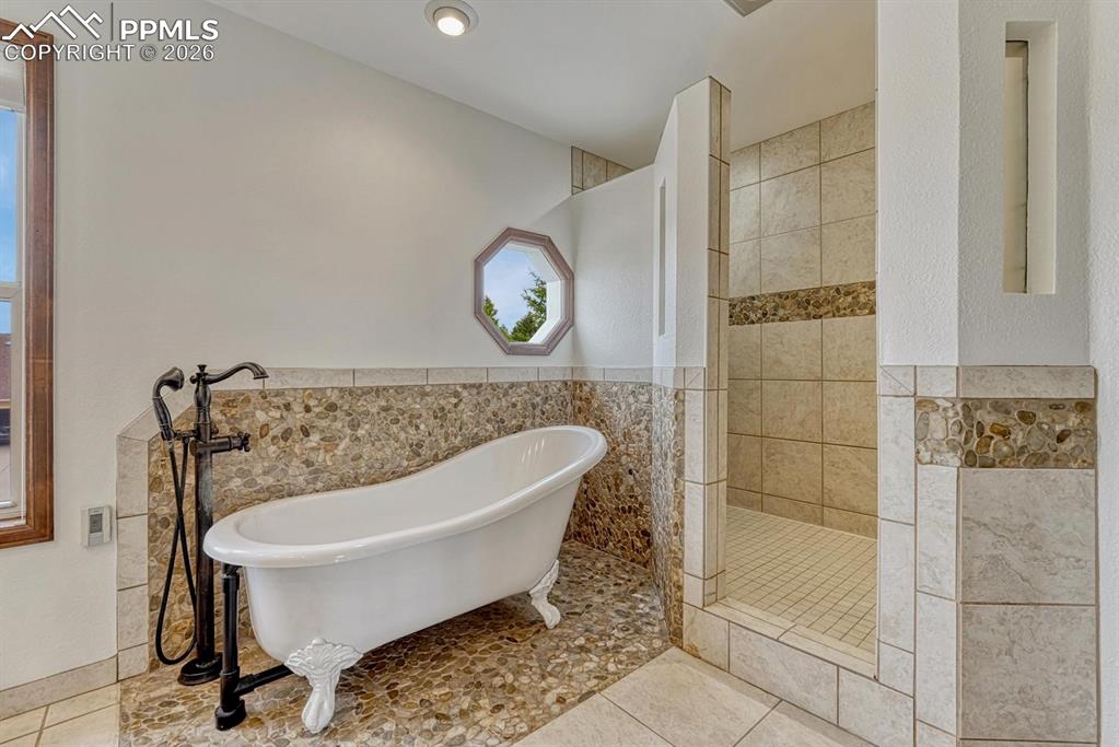 135 Palm Springs Drive Colorado Springs CO 80921