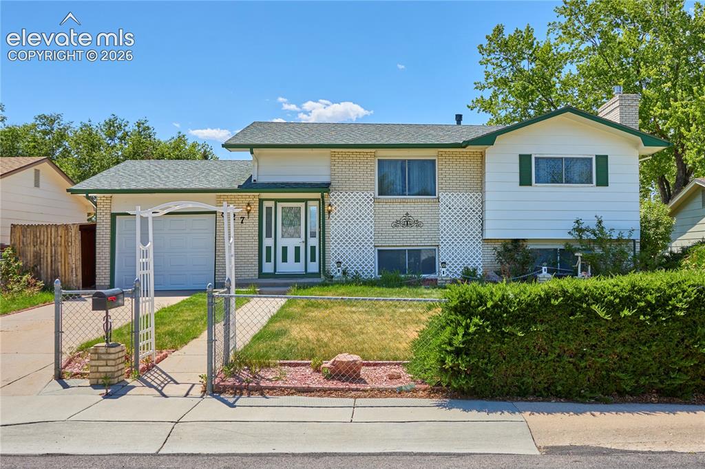 827 Squire Street Colorado Springs CO 80911