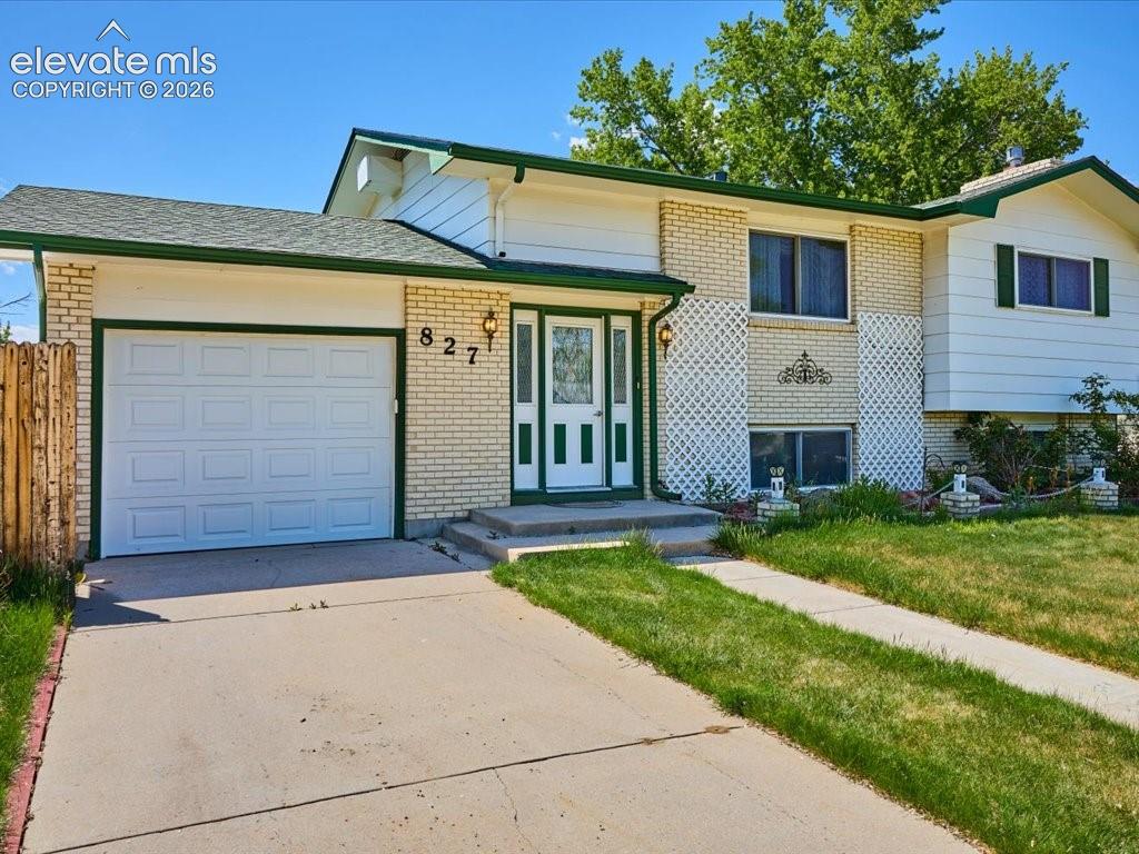 827 Squire Street Colorado Springs CO 80911