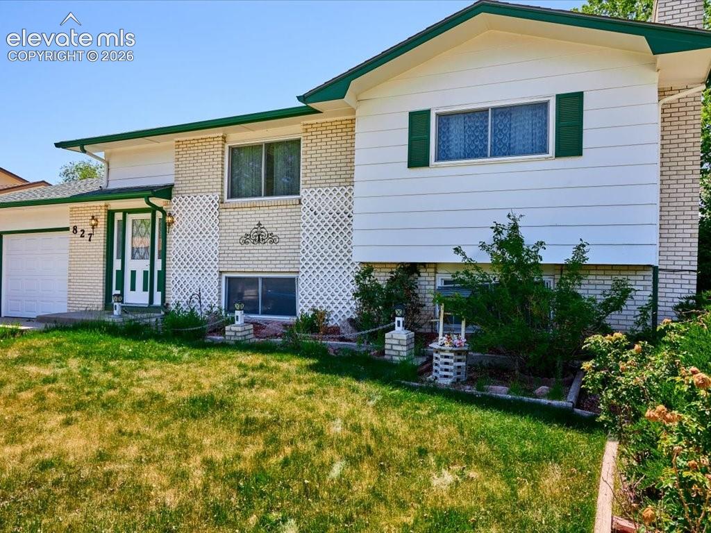 827 Squire Street Colorado Springs CO 80911