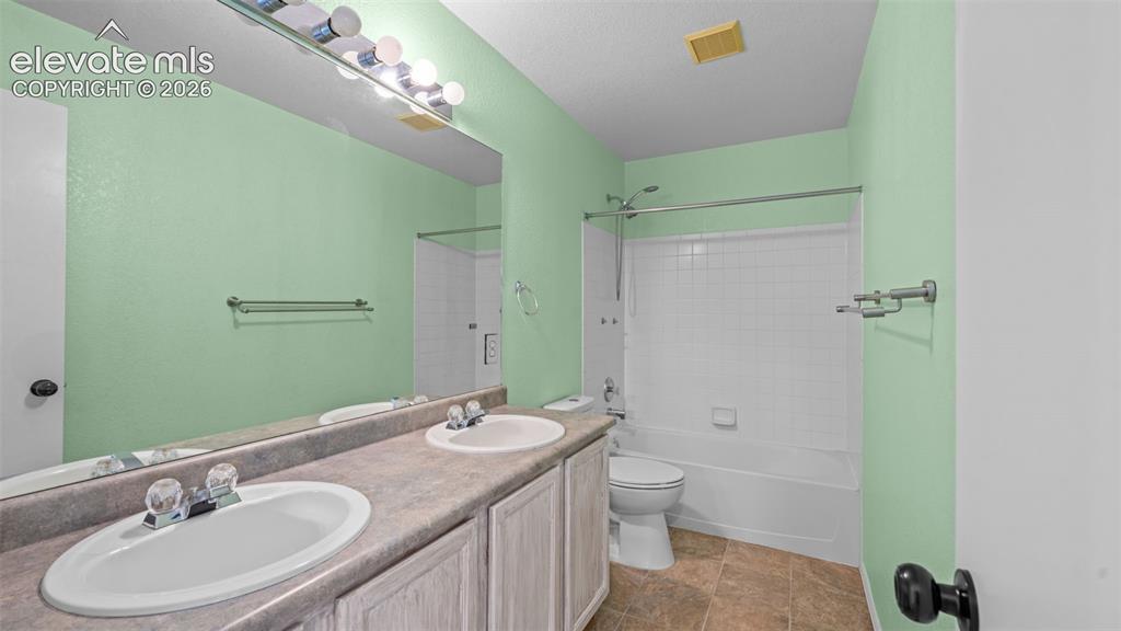 5216 Arroyo Street Colorado Springs CO 80922