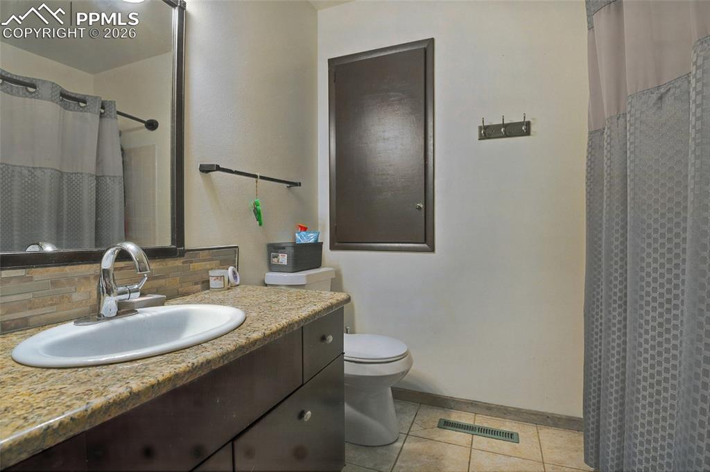 1239 Martin Drive Colorado Springs CO 80915