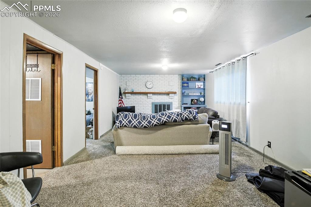 1239 Martin Drive Colorado Springs CO 80915