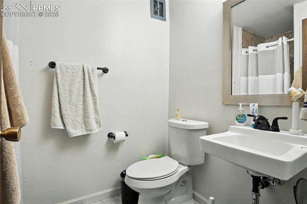 1239 Martin Drive Colorado Springs CO 80915