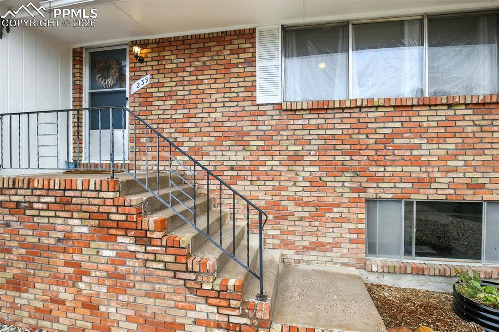 1239 Martin Drive Colorado Springs CO 80915