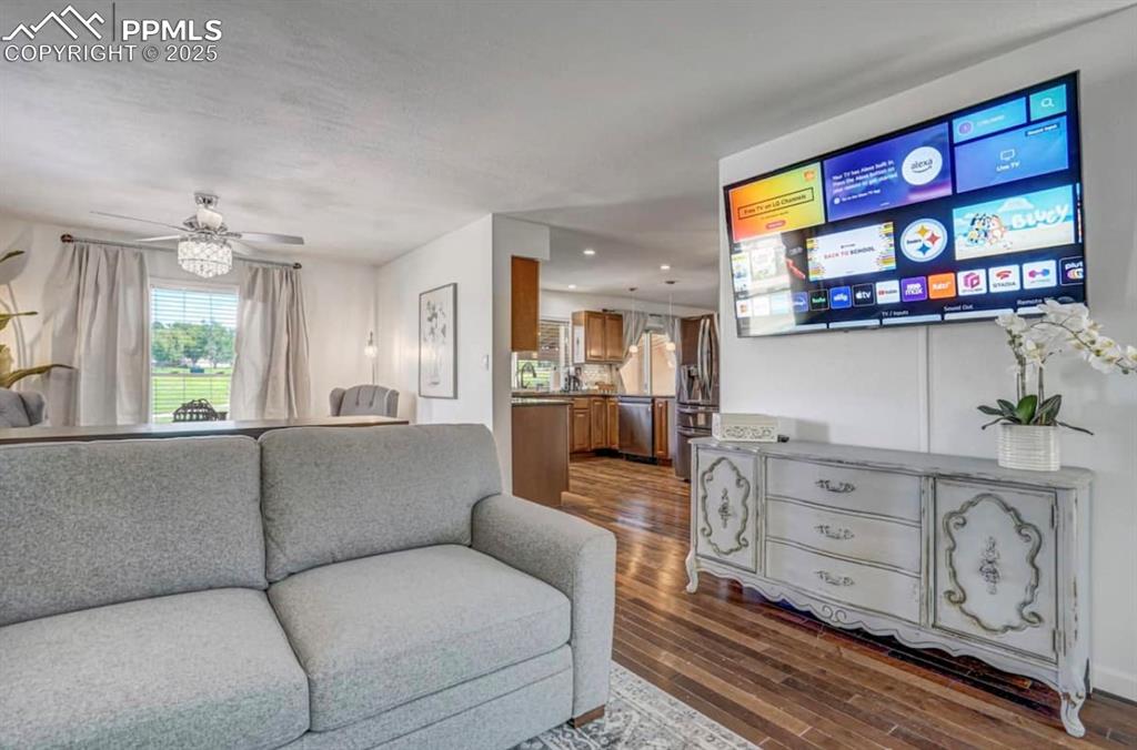 4410 Valencia Circle Colorado Springs CO 80917