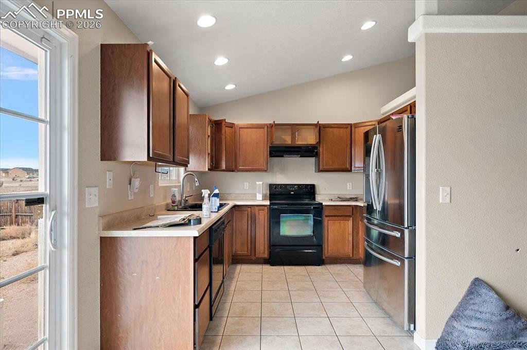 1313 N Blue Lake Lane Pueblo CO 81007