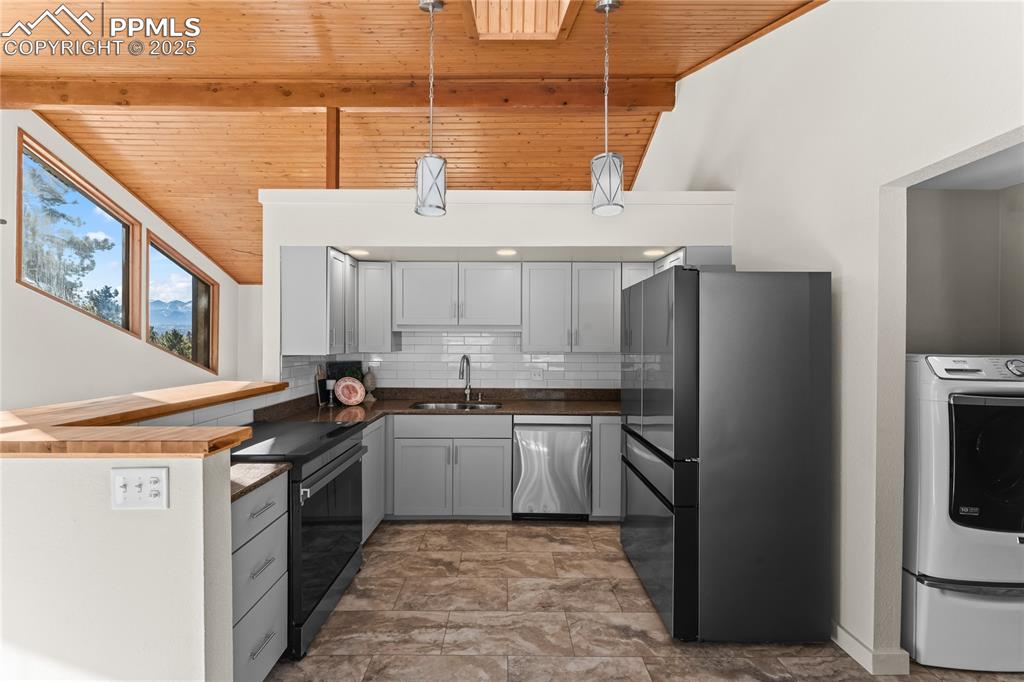 192 Ridge Drive Woodland Park CO 80863