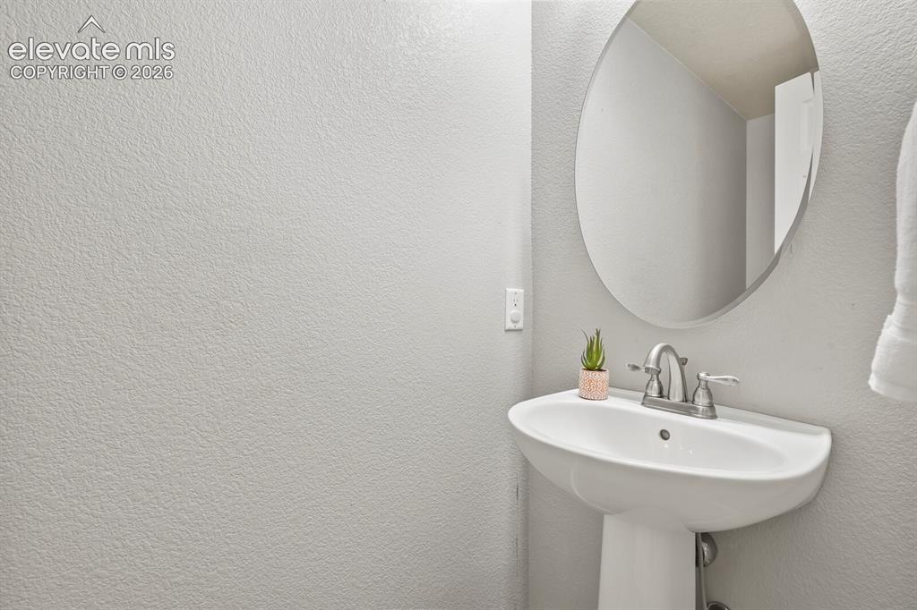 5125 Weaver Drive Colorado Springs CO 80922