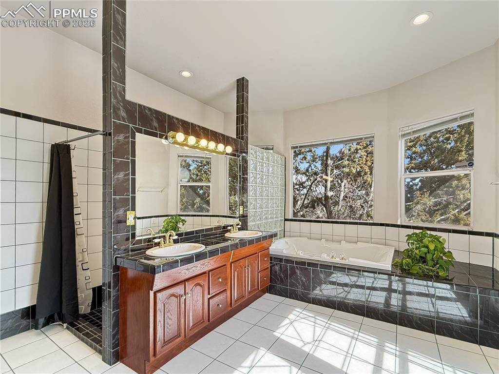 449 S Siesta Lane Pueblo CO 81007