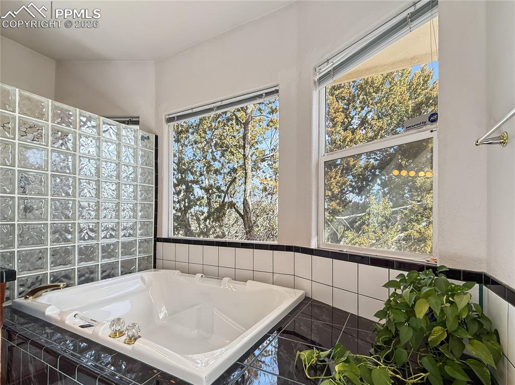 449 S Siesta Lane Pueblo CO 81007
