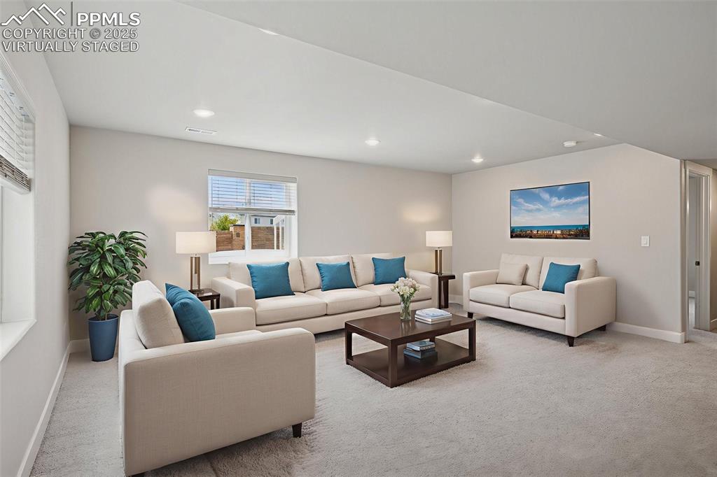 5168 Roundhouse Drive Colorado Springs CO 80925