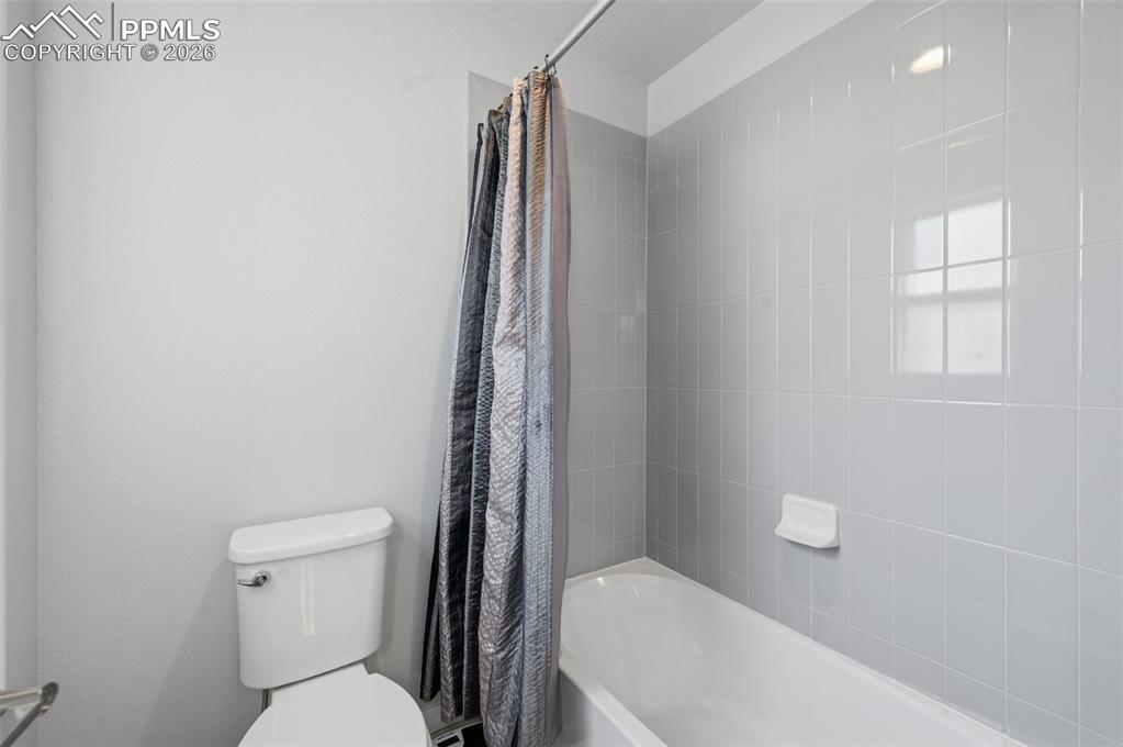 7620 Dilly Dally Way Colorado Springs CO 80923