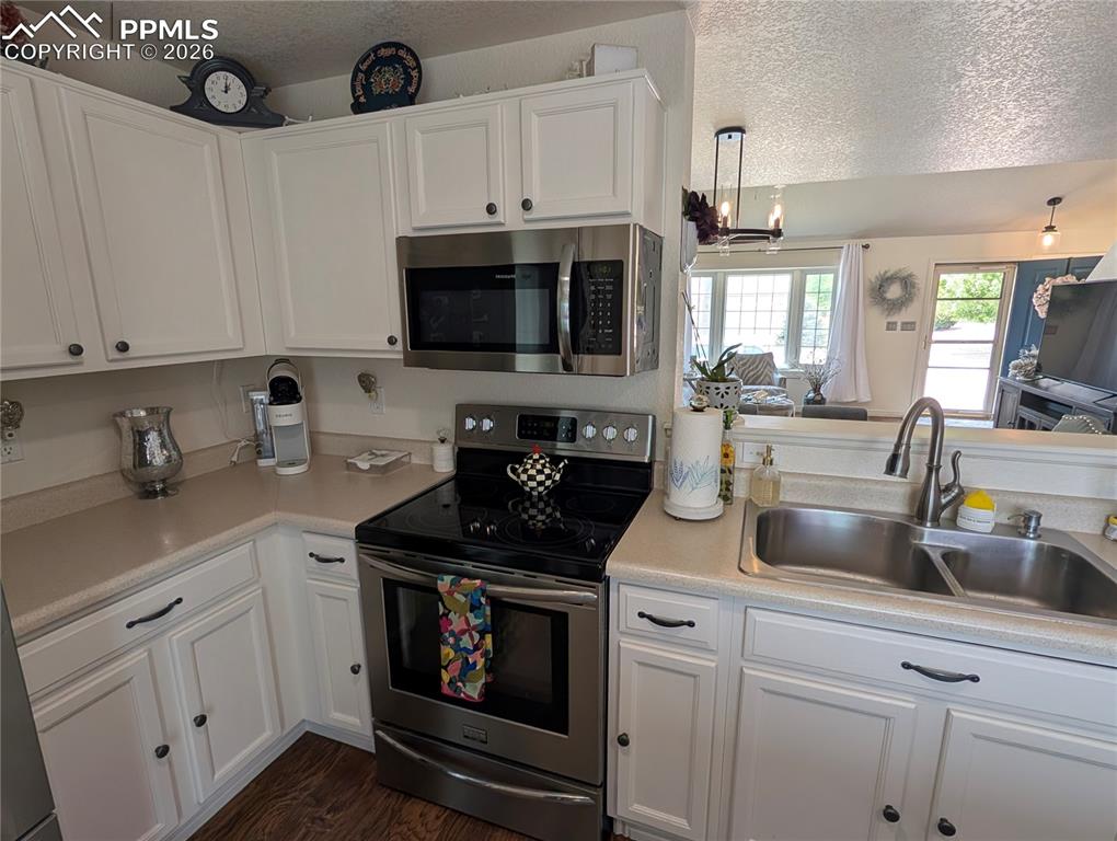 6283 Riverdale Drive Colorado Springs CO 80923