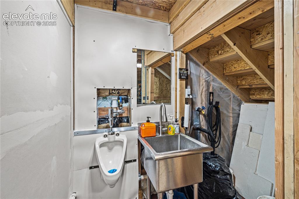 4011 Valley Drive Pueblo CO 81008