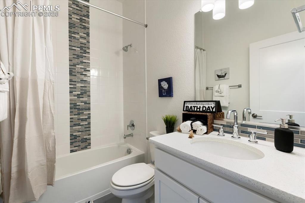 6602 Enclave Vista Loop Colorado Springs CO 80924