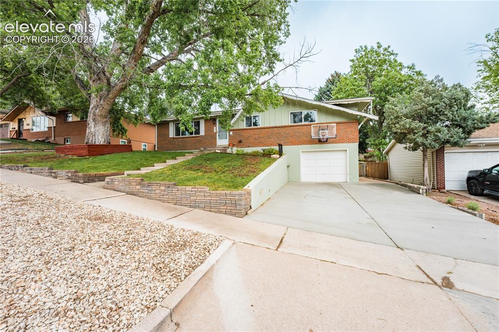 1911 Berkshire Lane Colorado Springs CO 80909