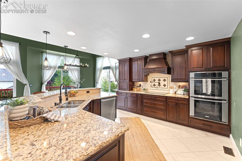 12644 Highland Oaks Place Colorado Springs CO 80921
