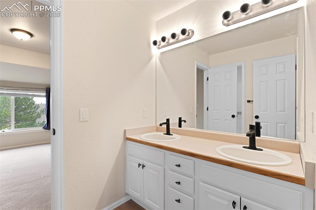 12644 Highland Oaks Place Colorado Springs CO 80921