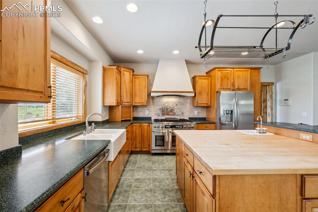 16575 Dancing Wolf Way Colorado Springs CO 80908