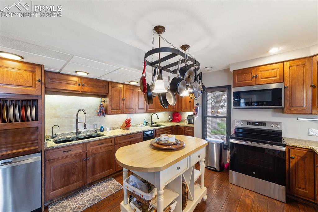817 E Clarion Drive Pueblo CO 81007