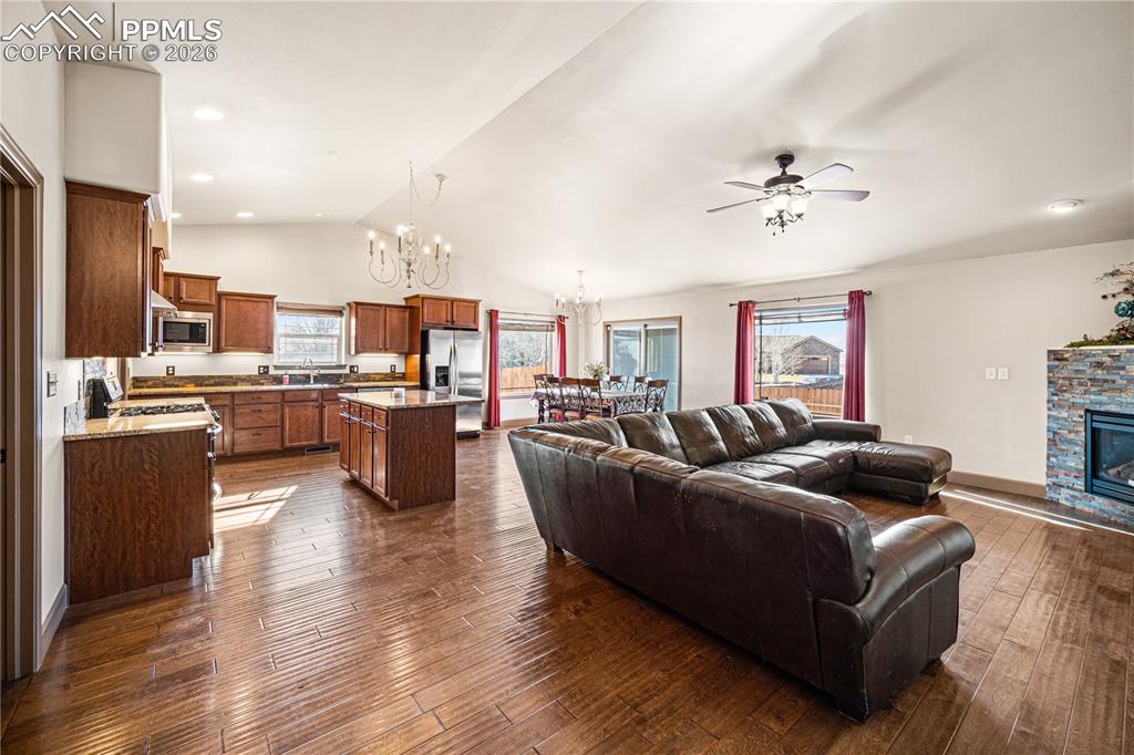 5707 Mark Twain Lane Pueblo CO 81008