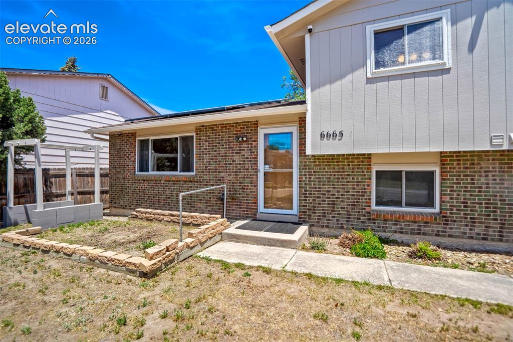 6665 Brook Park Drive Colorado Springs CO 80918