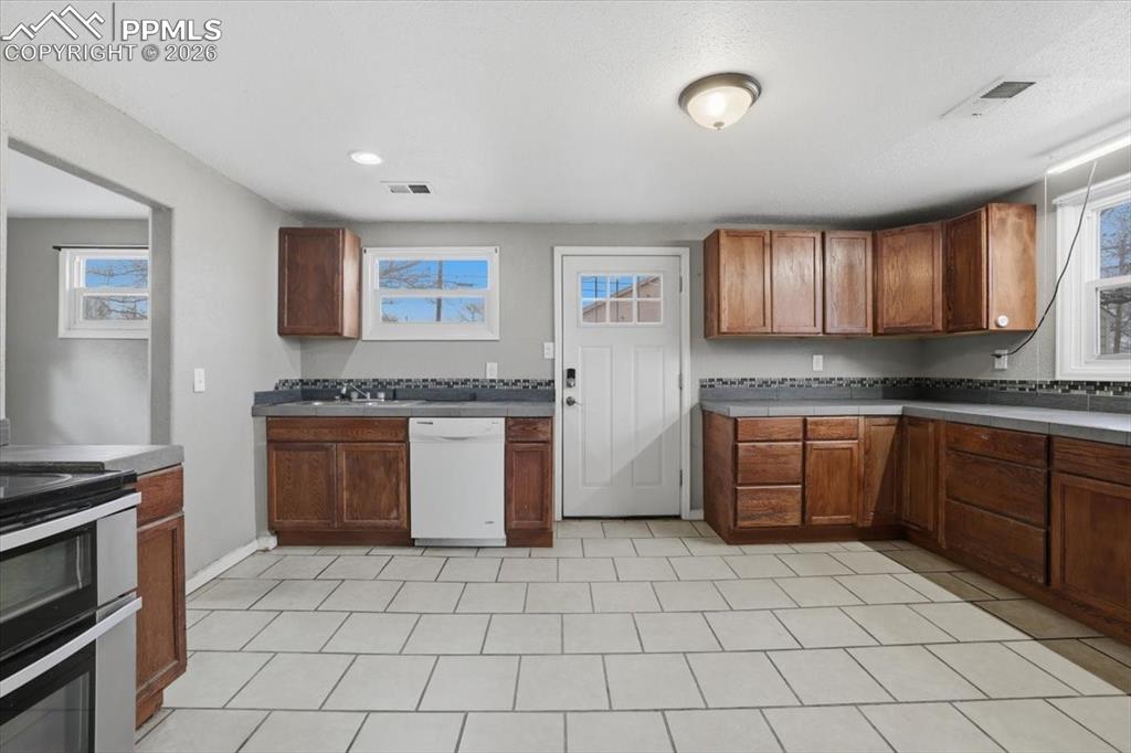 1833 E 13th Street Pueblo CO 81001