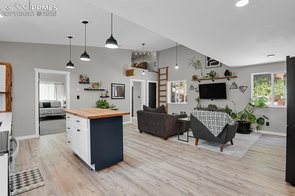 4540 Fountain Avenue Cascade CO 80809