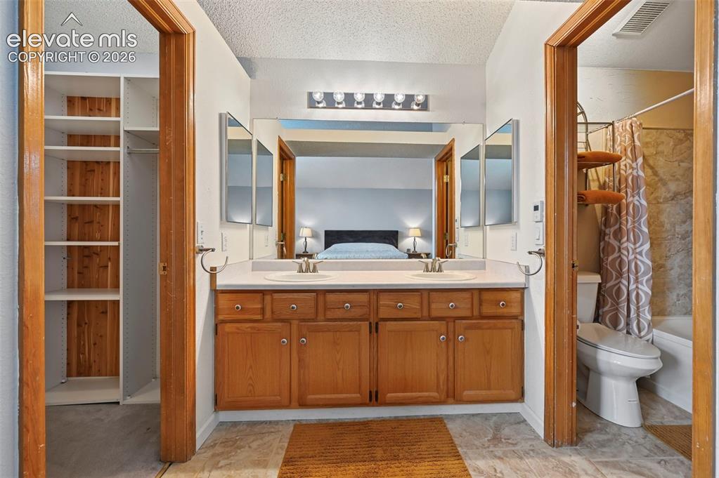 17302 Lindon Drive Parker CO 80134