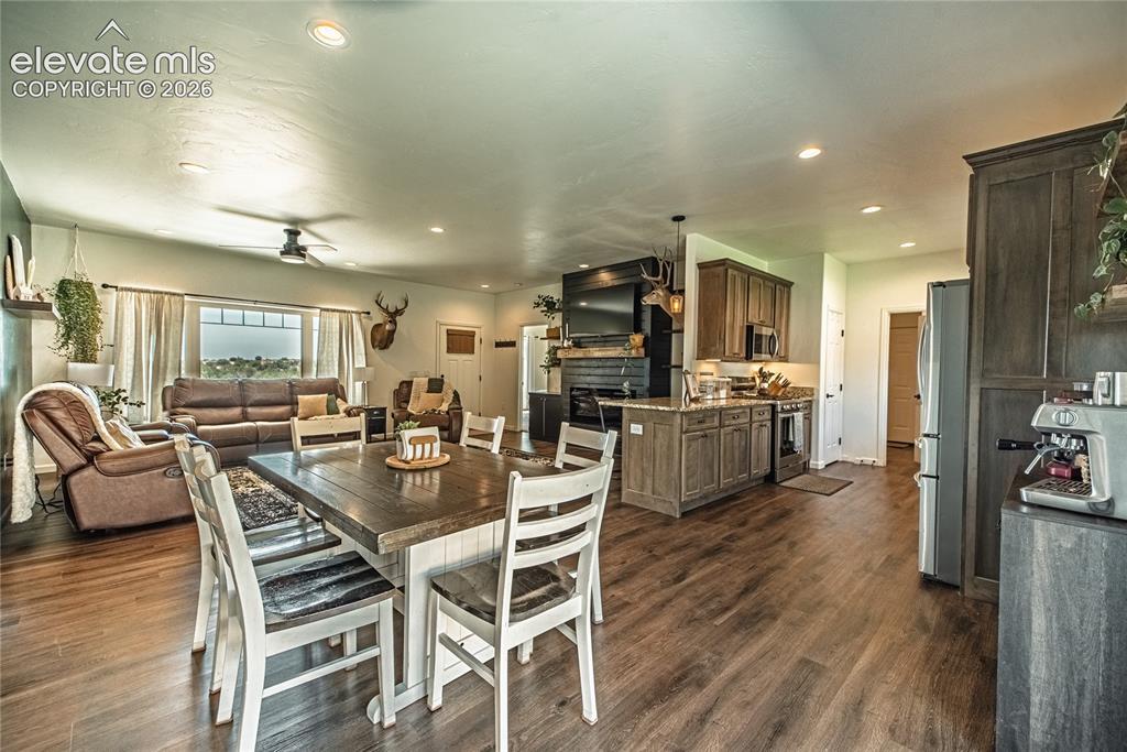 585 Twin Pines Avenue Rockvale CO 81244